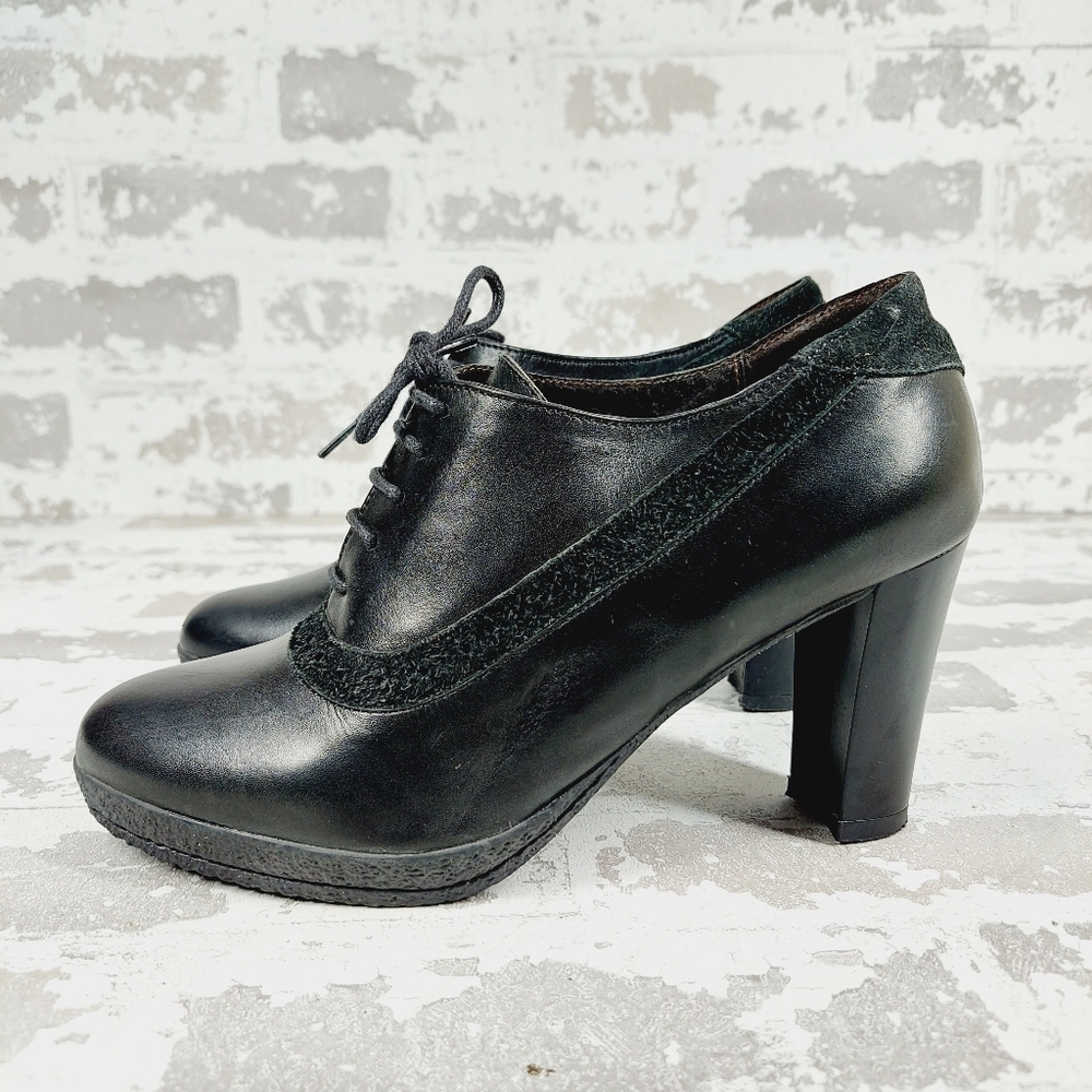 Patrizia Rigotti Black Leather Almond Toe Lace Up Block Heel Platform Pumps D674